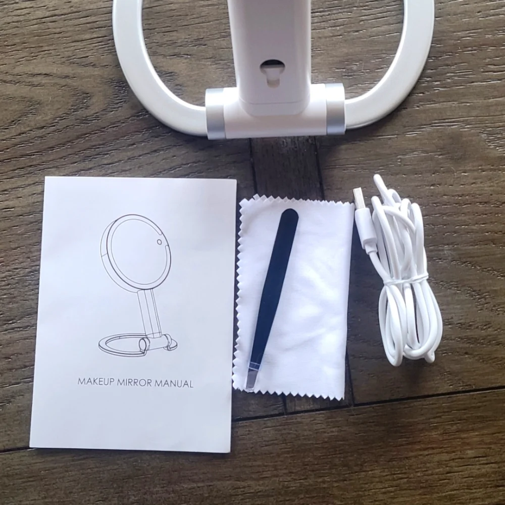 Lighted Vanity Makeup Mirror | LED | Magnifying 25X Dimmable  New in Box  Travel